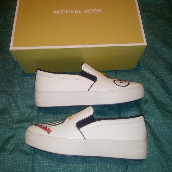 Michael Kors Trent Slip-On Sneaker - Picture 4 of 8